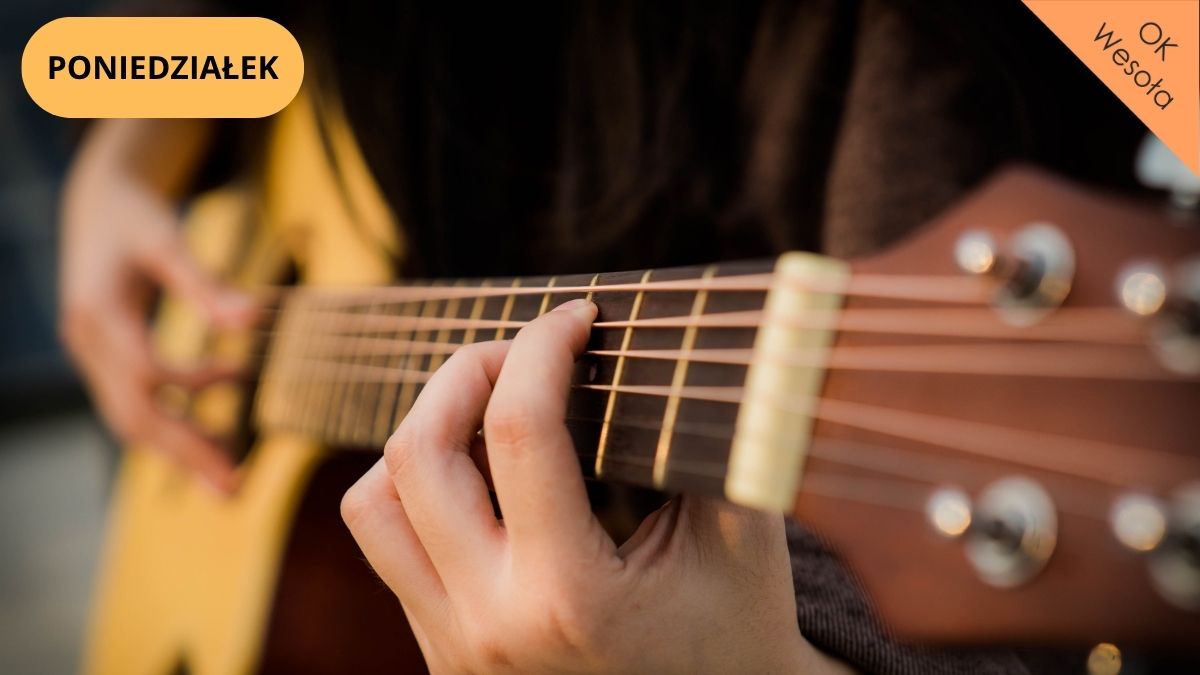 NAUKA GRY NA GITARZE (PONIEDZIAŁEK)