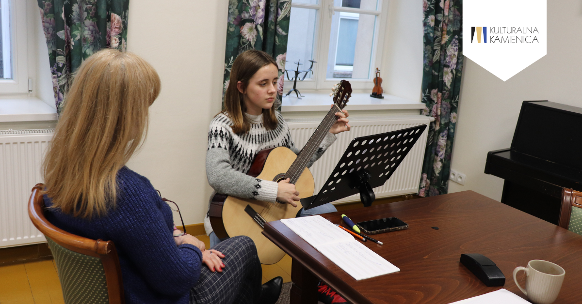 GITARA KLASYCZNA (Kamienica)