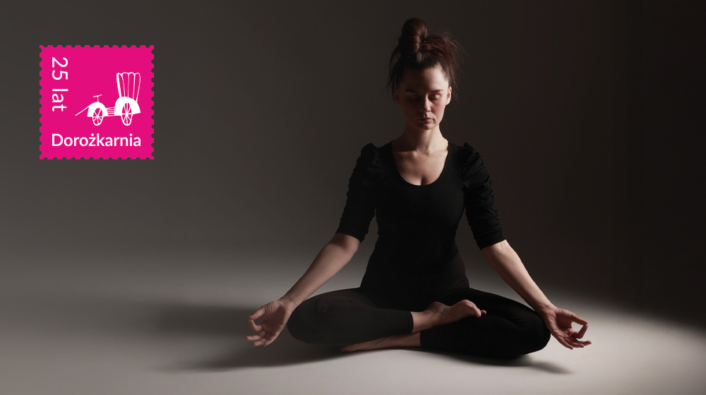 JOGALATES (środa, g. 19.00)