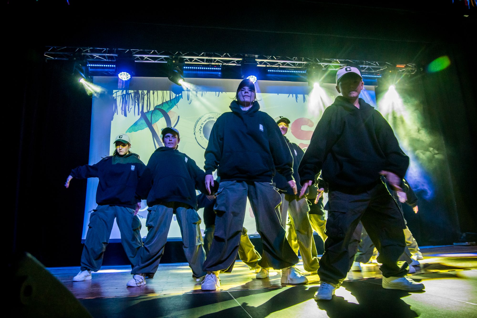 FORMACJA TANECZNA MNI K-BOOM