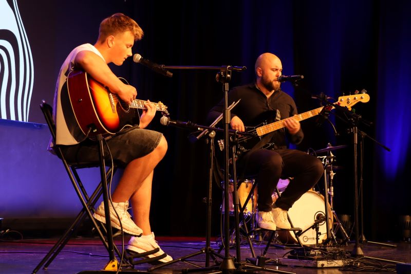 Gitara zajęcia indywidualn poniedziałek