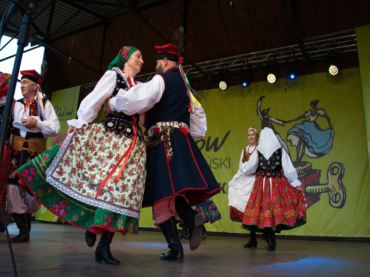 Zespół Pieśni i Tańca Dorośli