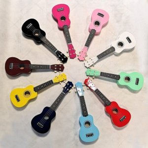 STUDIO UKULELE