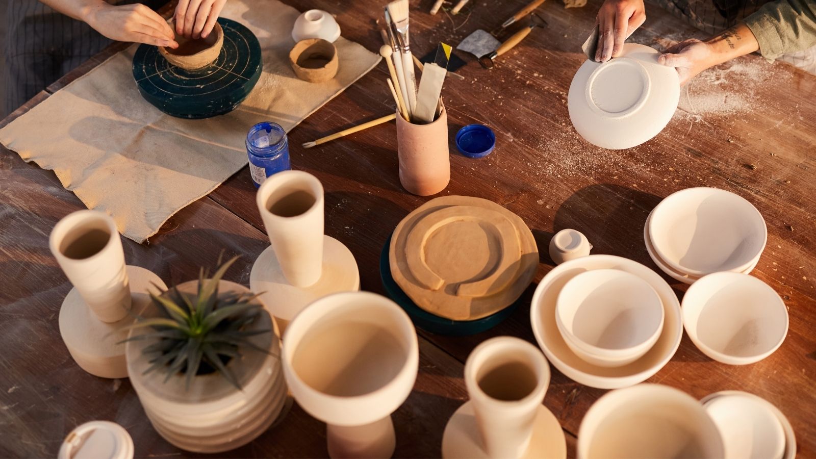 Kreatywne warsztaty ceramiczno-plastyczne