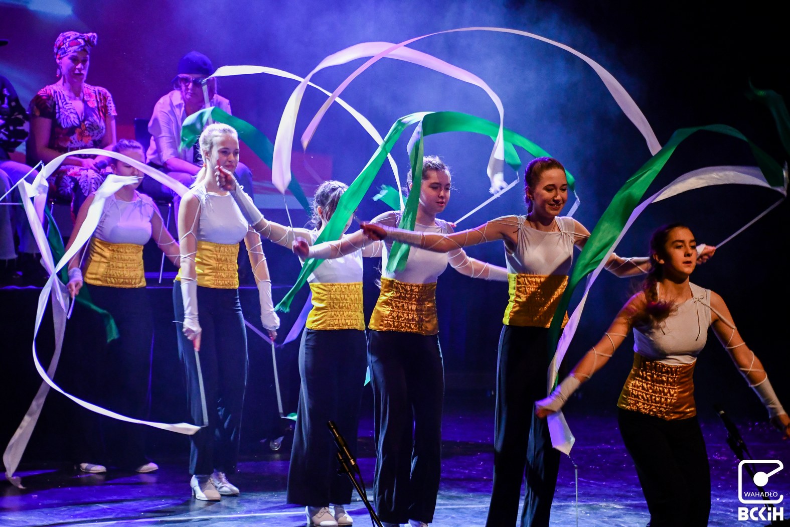 SEKCJA MAŻORETEK "TAKT" - GRUPA STARSZA