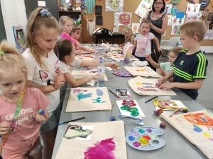 ZAJĘCIA PLASTYCZNE "AKWARELKA" - GRUPA NAJMŁODSZA