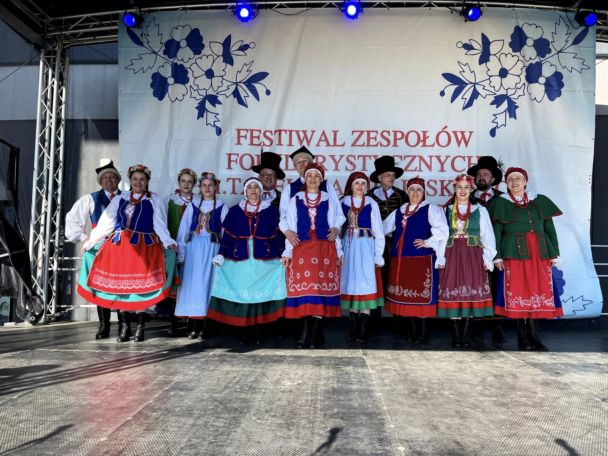 ZESPÓŁ PIEŚNI I TAŃCA "BRZEŚCIOKI"