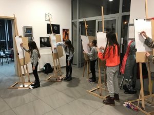 RYSUNEK PRZYJAŹŃ 16.30-17.30