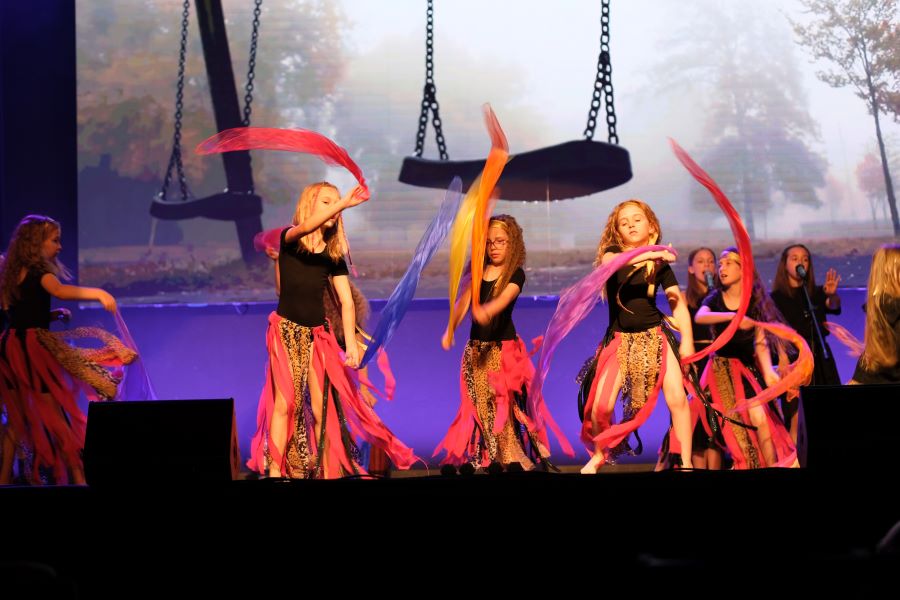 SomaFLOW-Twórczy Musical 7-12 lat Piątek godz.15.30-18.00