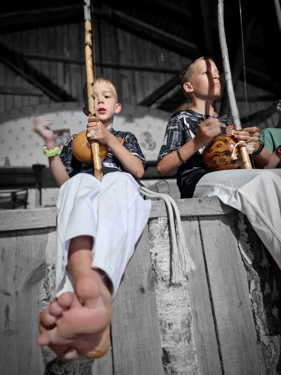 Capoeira grupa początkująca zajęcia dla dzieci 7 lat+, młodzieży i dorosłych, poniedziałek, godz. 18:15-19:15 i środa, godz. 18:00-19:00