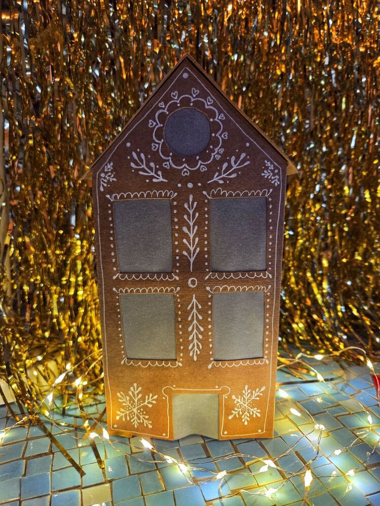 ZAPACH ŚWIĄT - Magiczne Domki Świateł