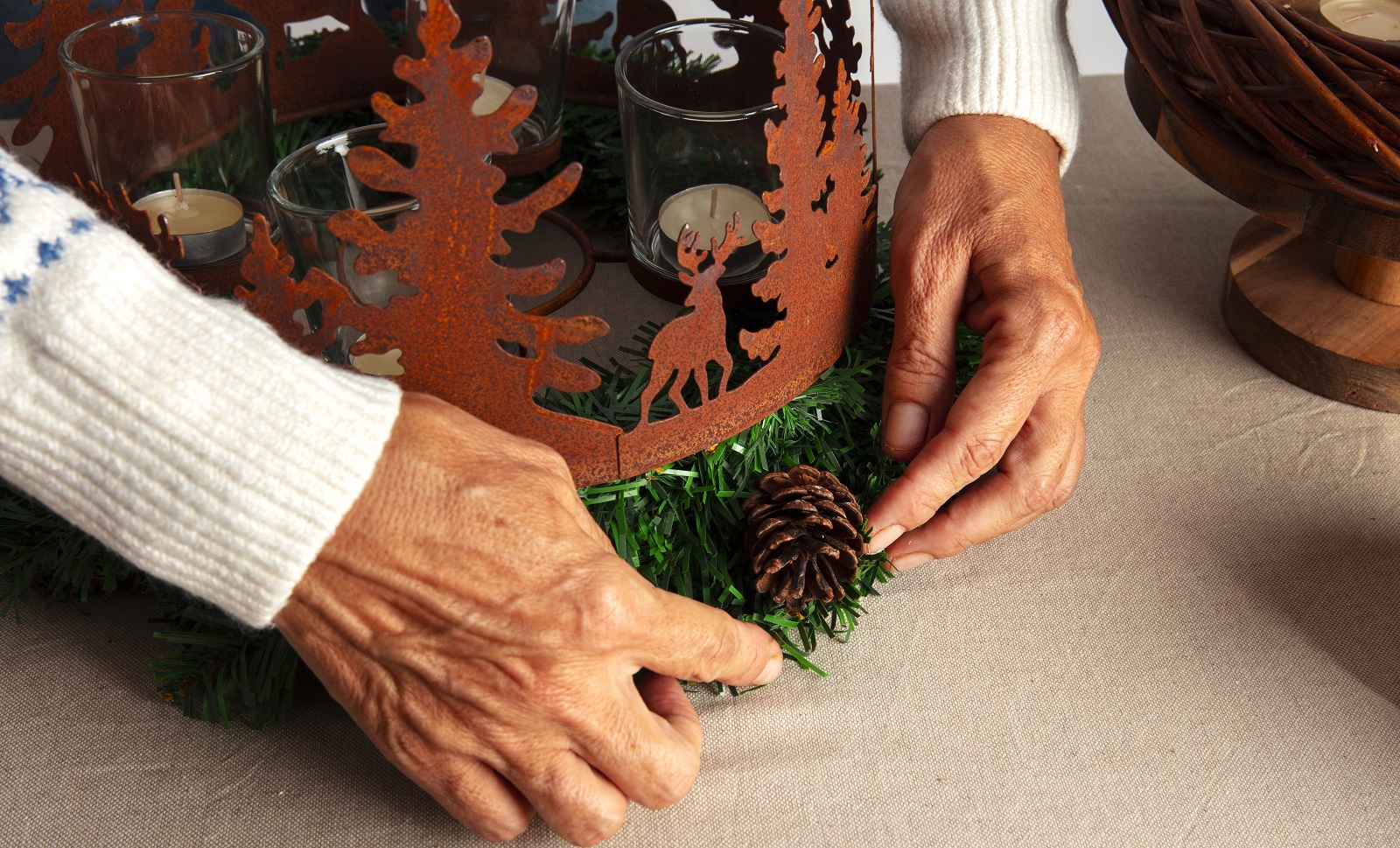 Swoszowickie poranki dla seniorów: "Stroik na świąteczny stół"