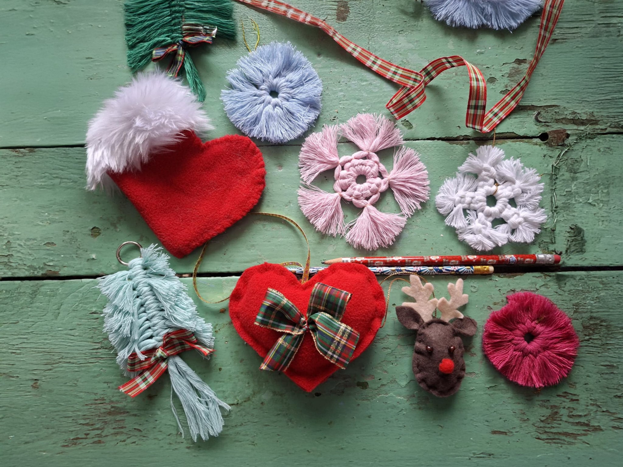 ZAPACH ŚWIĄT - Świąteczna magia z filcu, sznurków i wełny