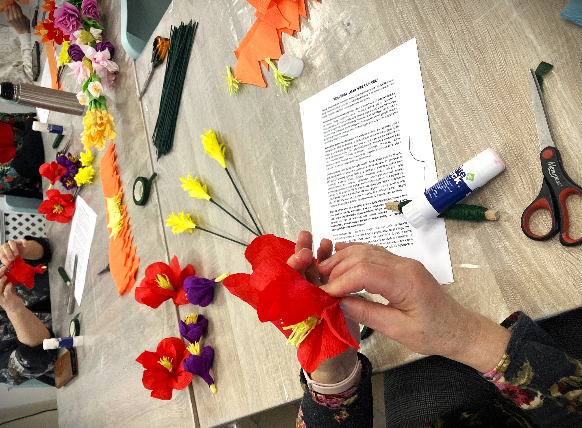 Swoszowickie Poranki dla Seniorów: warsztaty tworzenia palm wielkanocnych