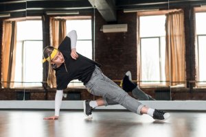 BREAK DANCE 7-15 lat STUDIO 33