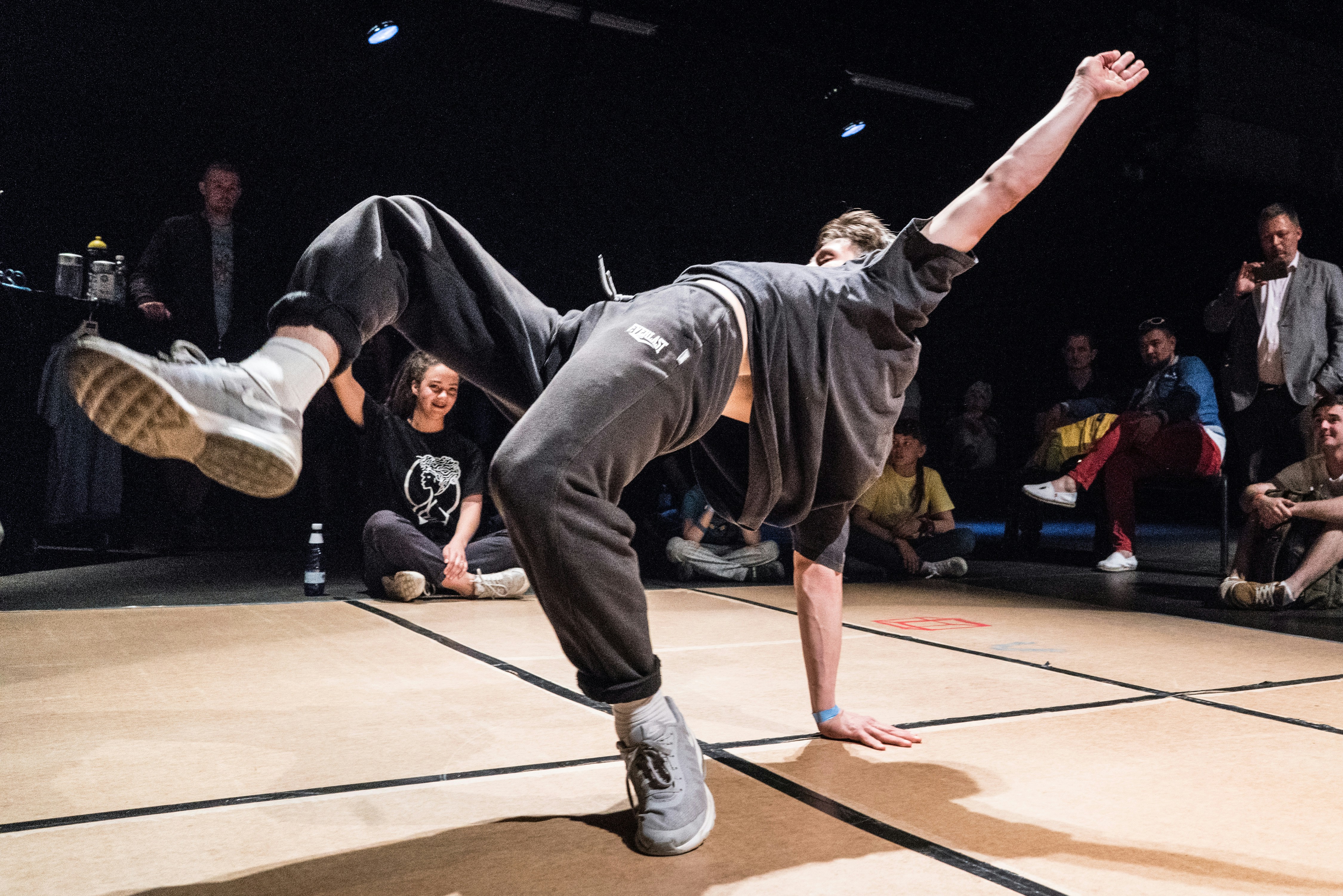 Zajęcia taneczne HIP-HOP (CKR Raszyn)