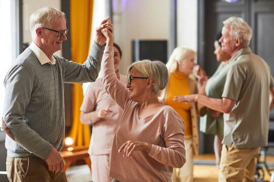 Fit Senior Tańczy