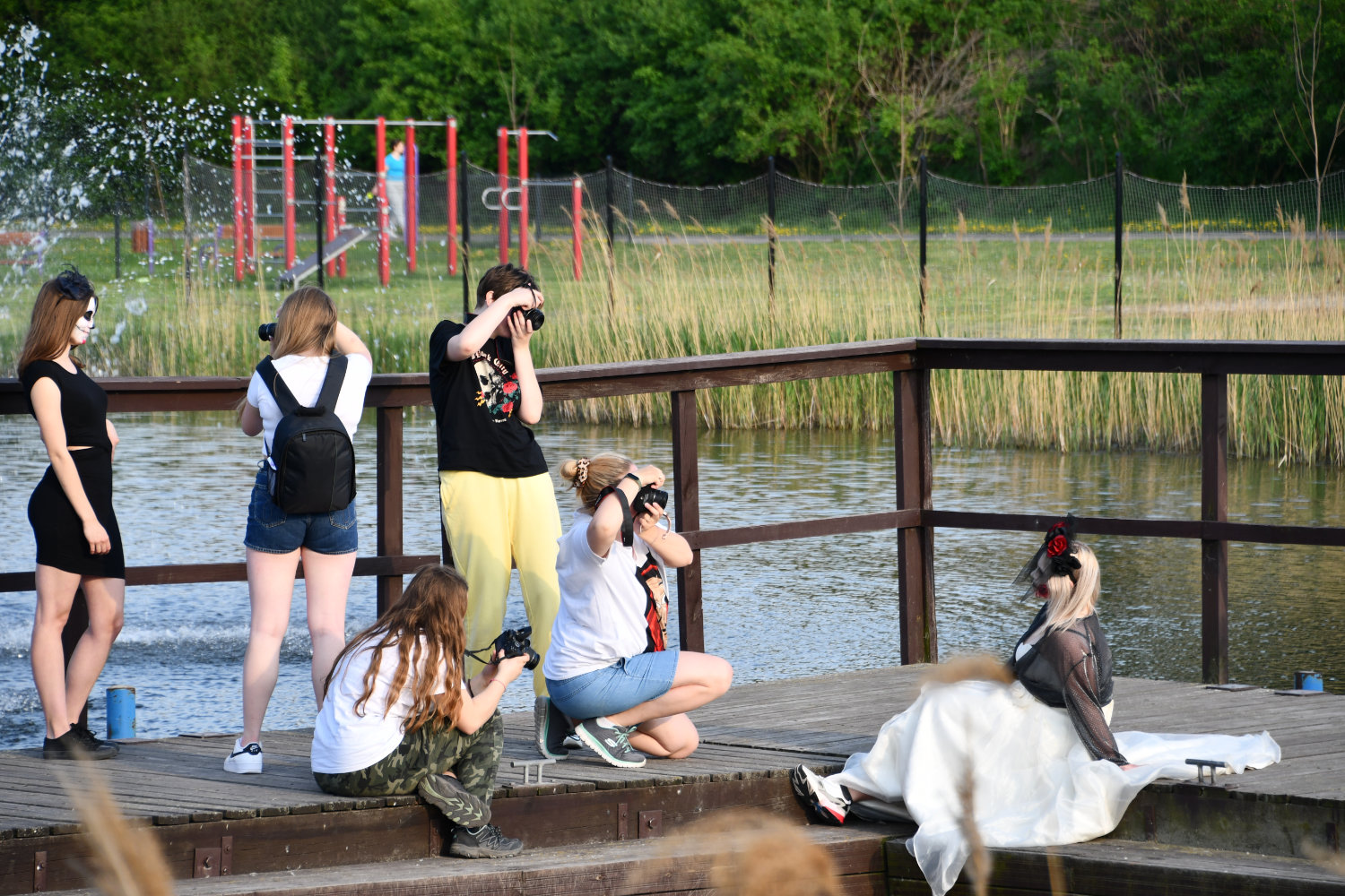 "W OBIEKTYWIE" - zajęcia fotograficzne dla młodzieży