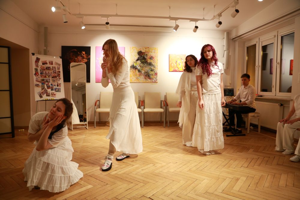 TEATR IMPROWIZACJI - PLAYBACK SWOÏ