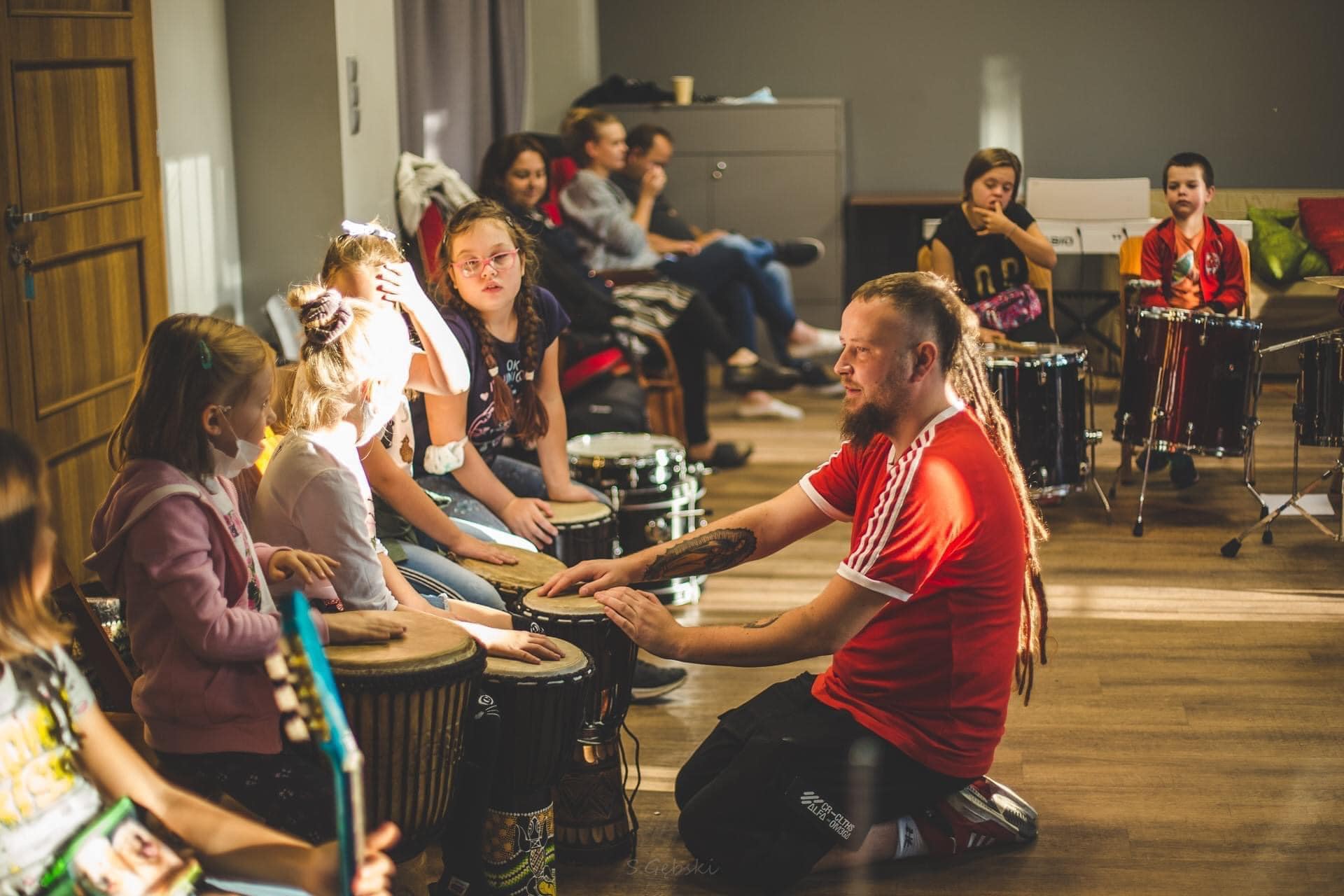 Muzyka doTYka - warsztaty muzyczne dla osób z niepełnosprawnościami